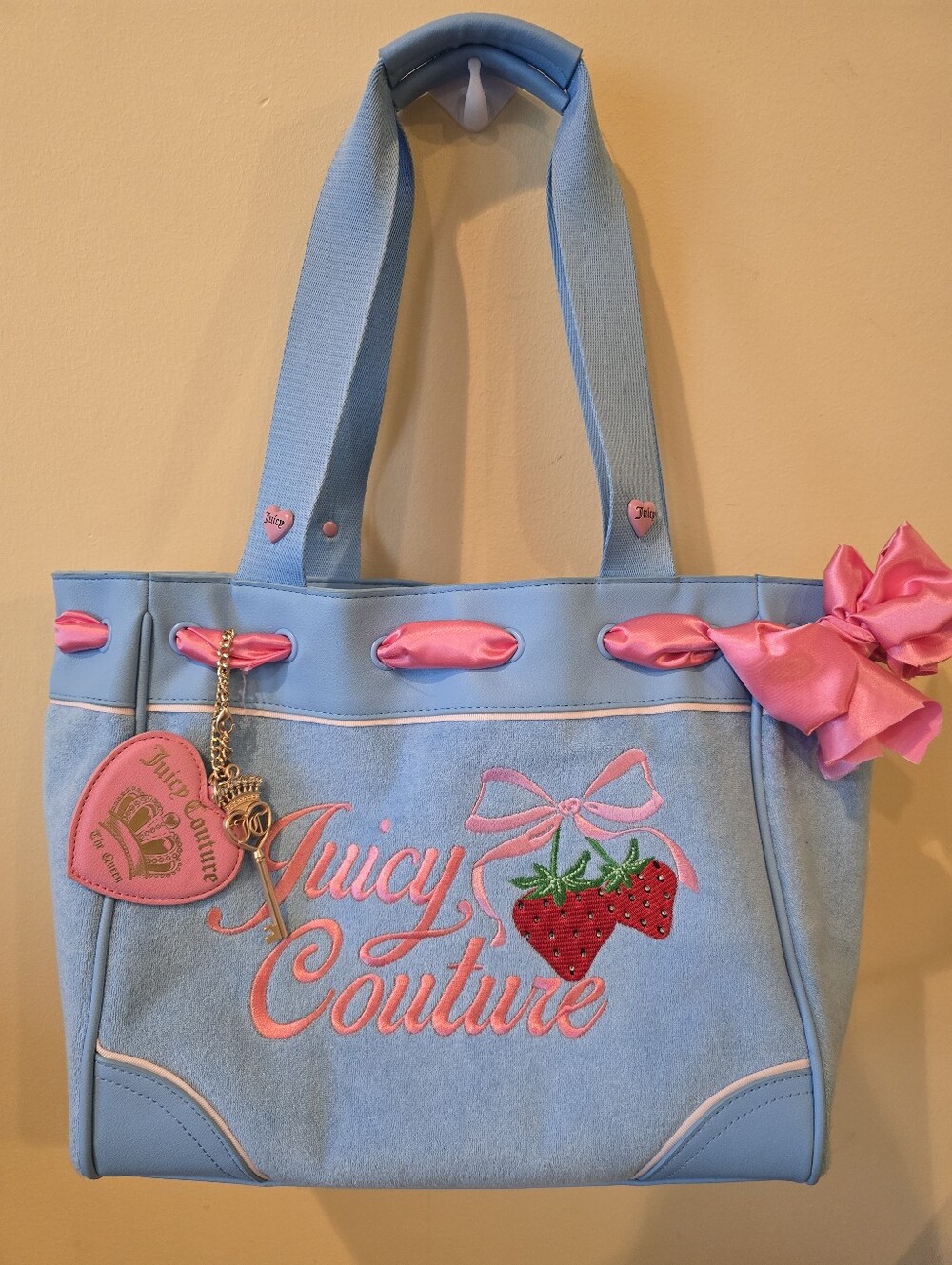 NWOT Juicy Couture Retro Strawberry Daydreamer Tote - Blue Gleam